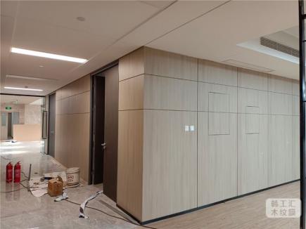 鄭州LG木紋膜施工案例—辦公室裝修貼膜